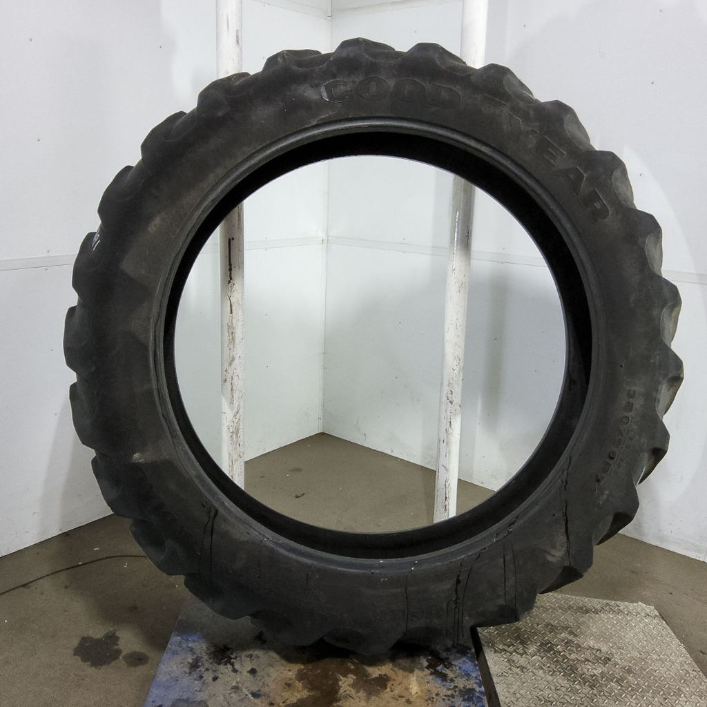 380/90R54 Goodyear Farm DT800 Super Traction R-1W 152A8 55%