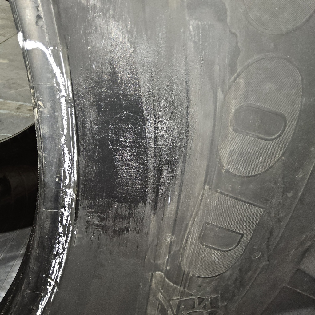 LSW1100/45R46 Goodyear Farm DT930 R-1W 189A8 80%
