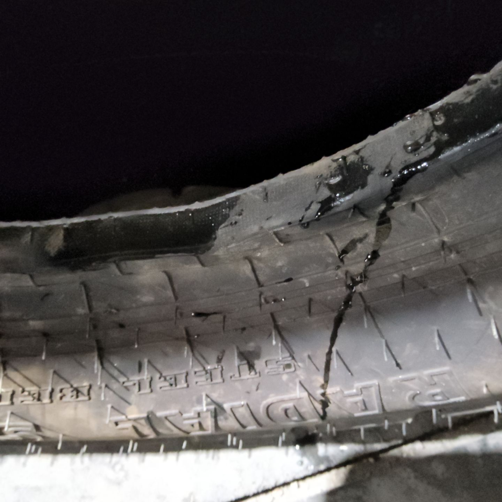 340/60R15 Alliance 352 Air Seeder R-3 124B 99%