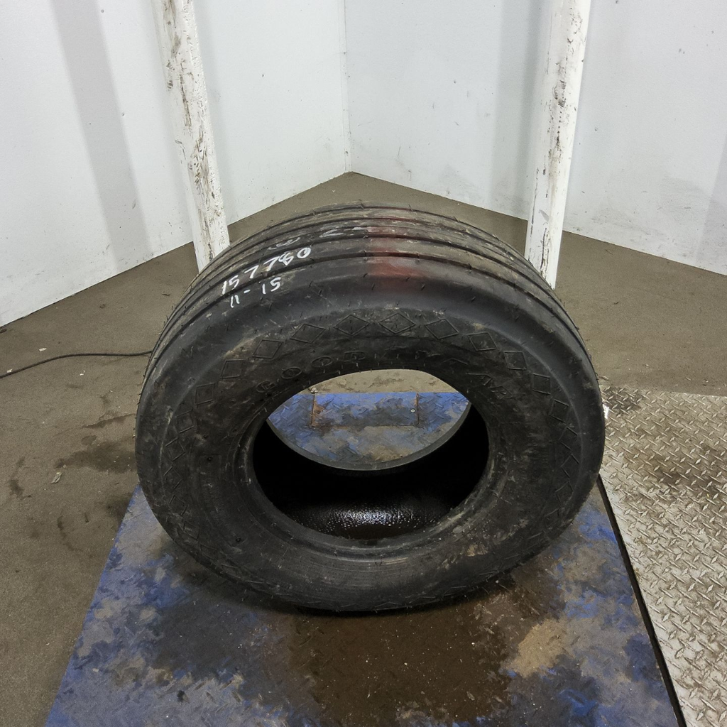 11L-15FI Goodyear Farm FI Highway Service I-1 D (8 Ply), 99%