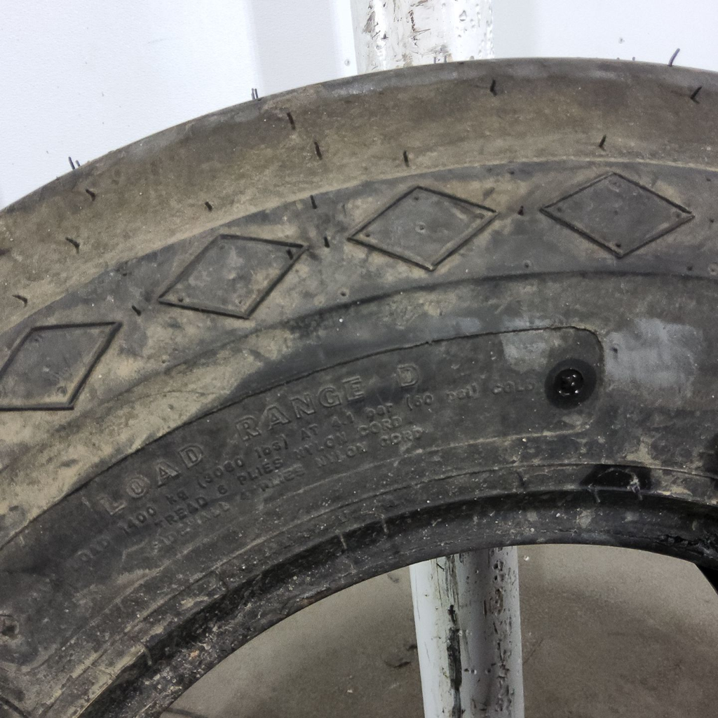 11L-15FI Goodyear Farm FI Highway Service I-1 D (8 Ply), 99%