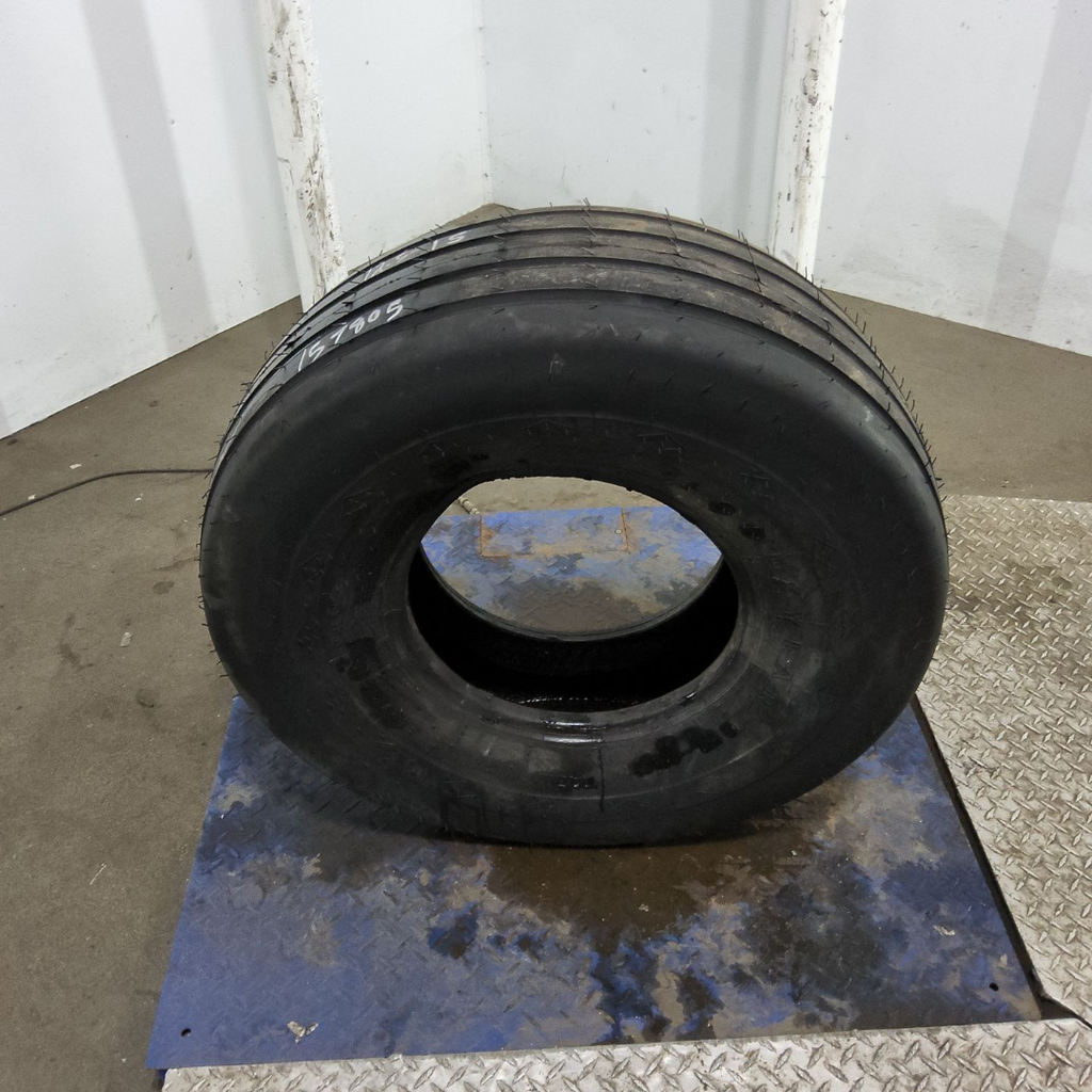 12.5L-15 Goodyear Farm FI Highway Service II I-1 D (8 Ply), 99%