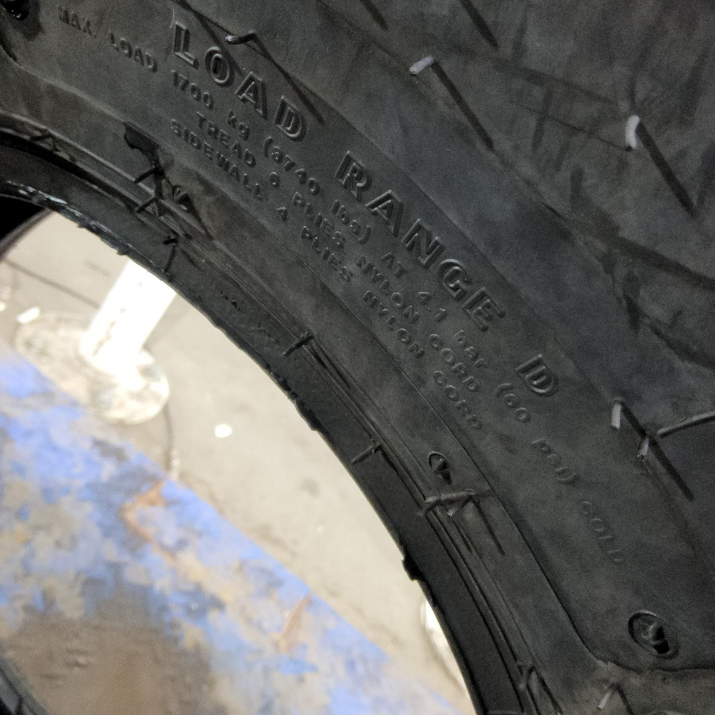 12.5L-15 Goodyear Farm FI Highway Service II I-1 D (8 Ply), 99%