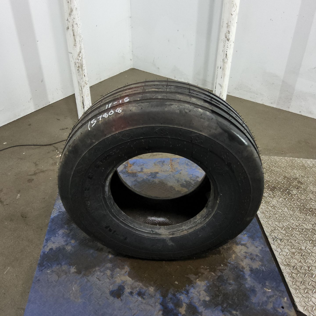 11L-15 Goodyear Farm FI Highway Service II I-1 D (8 Ply), 99%