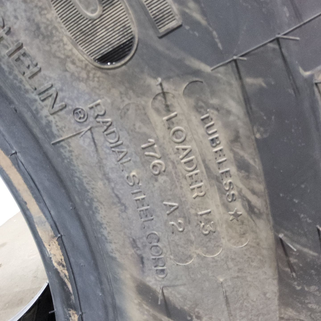 17.5R25 Michelin XHA2 L-3 176A2 99%