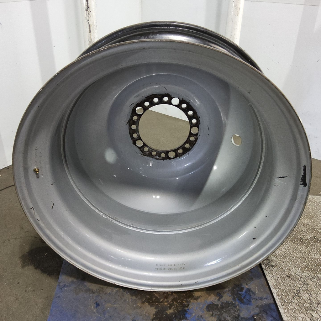 16"W x 42"D, Case IH Silver Mist 20-Hole Dolly Dual , -15.38" Offset