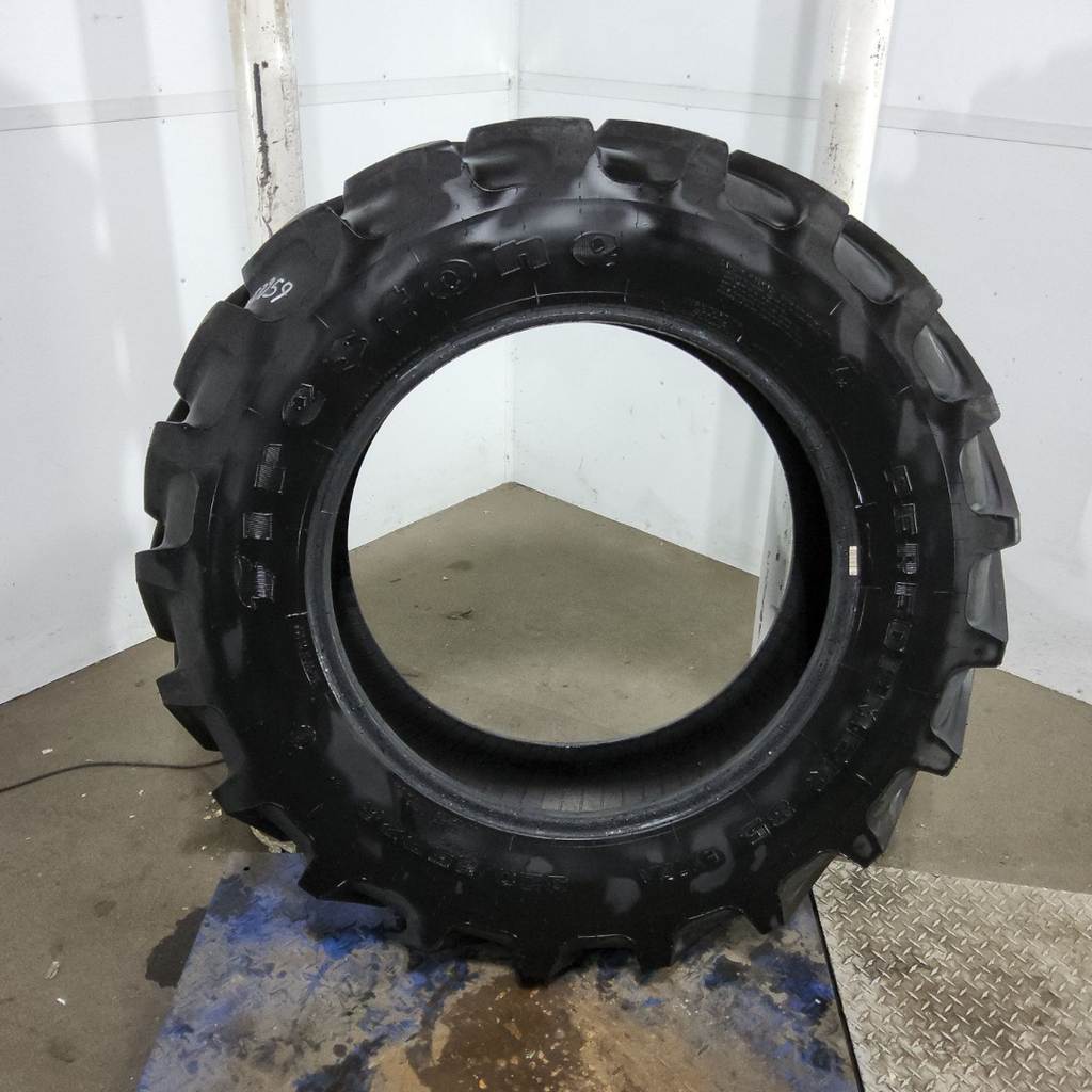 320/85R28 Firestone Performer 85 Extra R-1W 124D 99%