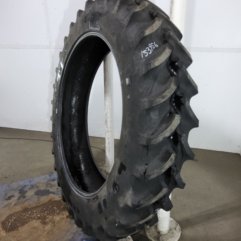 320/90R42 Firestone Radial 9000 R-1W 139B 99%