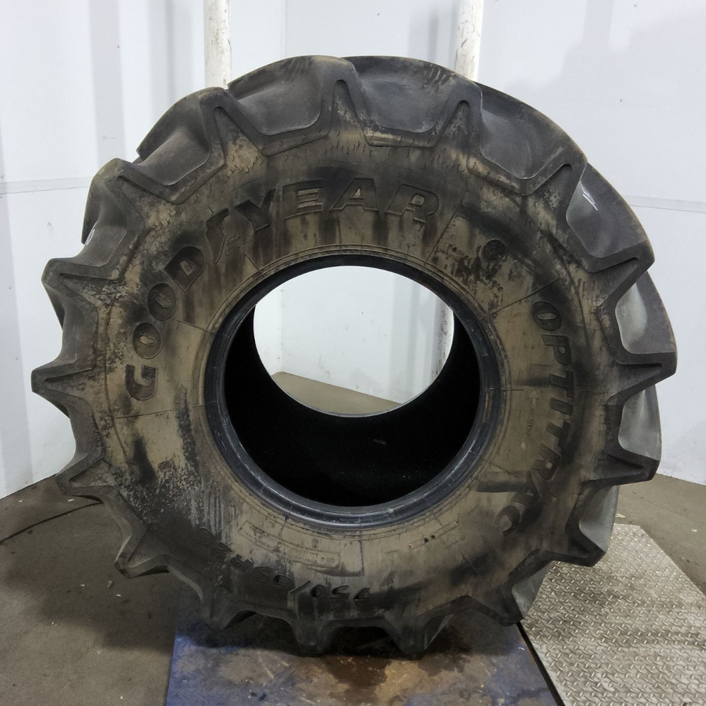 750/65R26 Goodyear Farm Optitrac R-1W 166D 85%