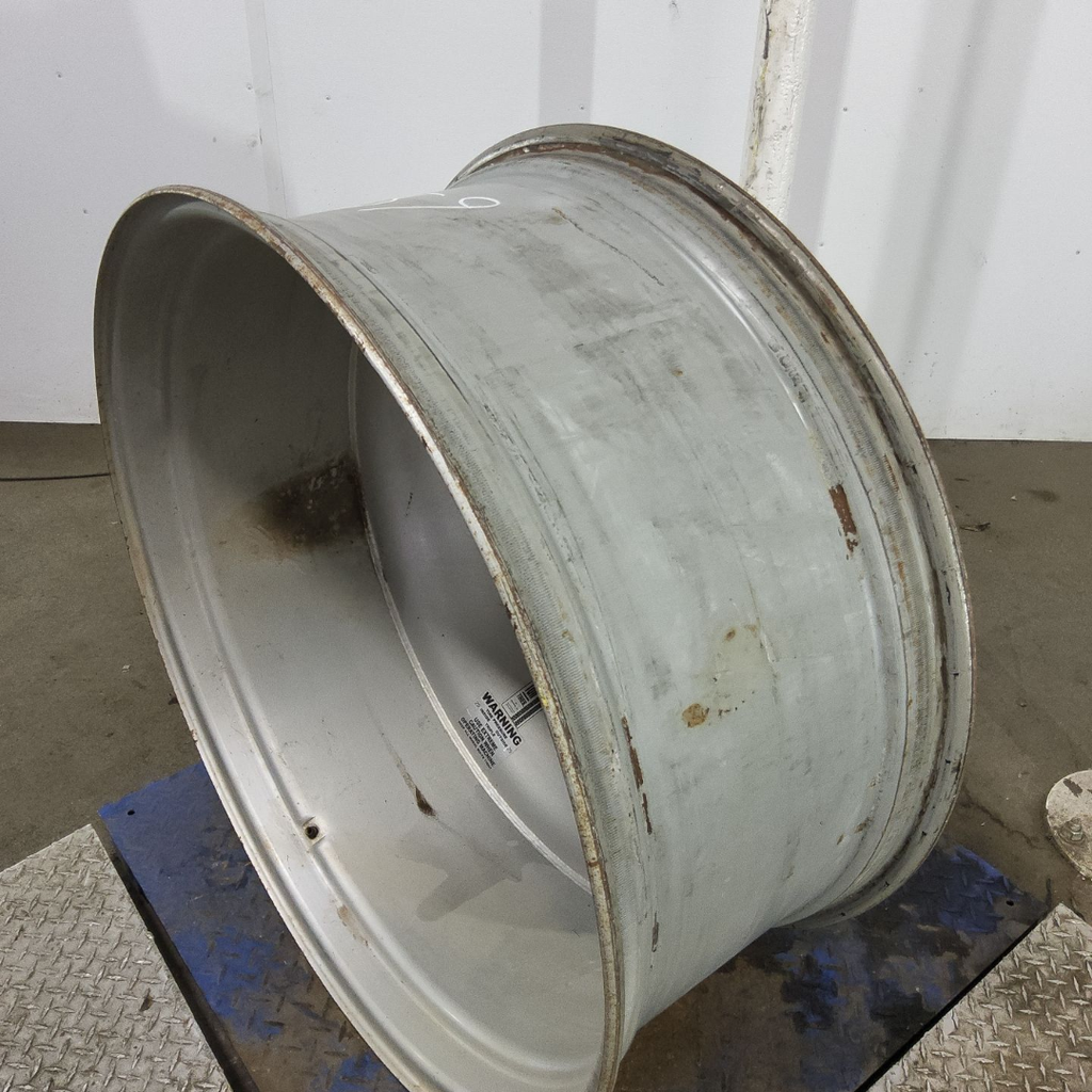 16"W x 38"D, Case IH Silver Mist 10-Hole Spun Disc , -15.38" Offset