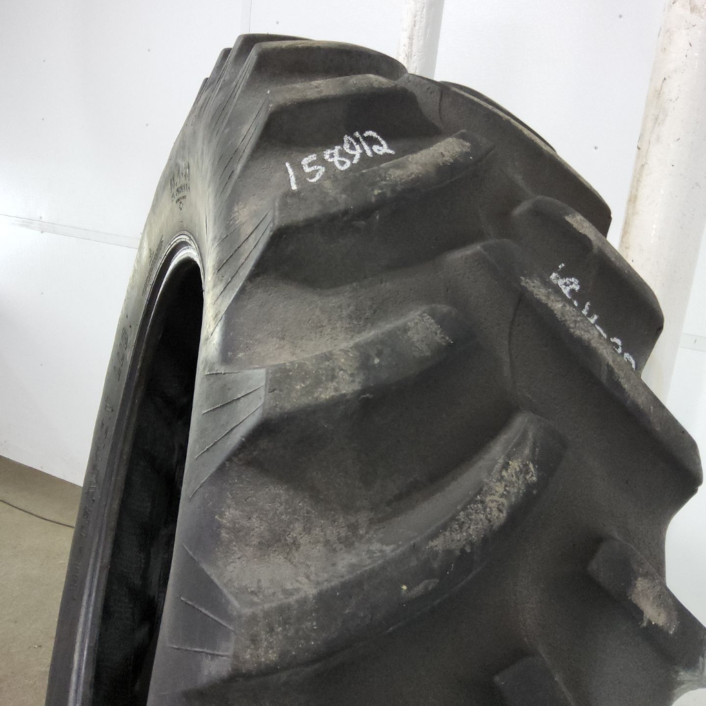 18.4-38 Titan Farm Hi Traction Lug R-1 D (8 Ply), 75%