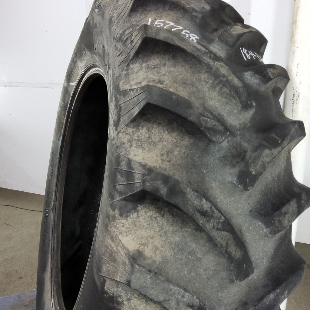 18.4-38 Titan Farm Hi Traction Lug R-1 D (8 Ply), 70%