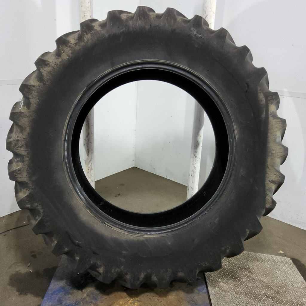 18.4-38 Titan Farm Hi Traction Lug R-1 D (8 Ply), 70%