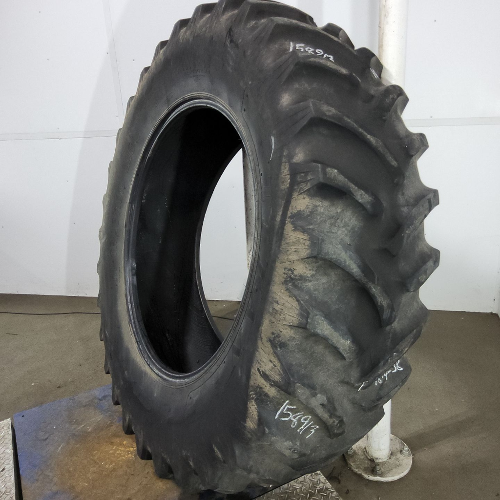 18.4-38 Titan Farm Hi Traction Lug R-1 D (8 Ply), 70%