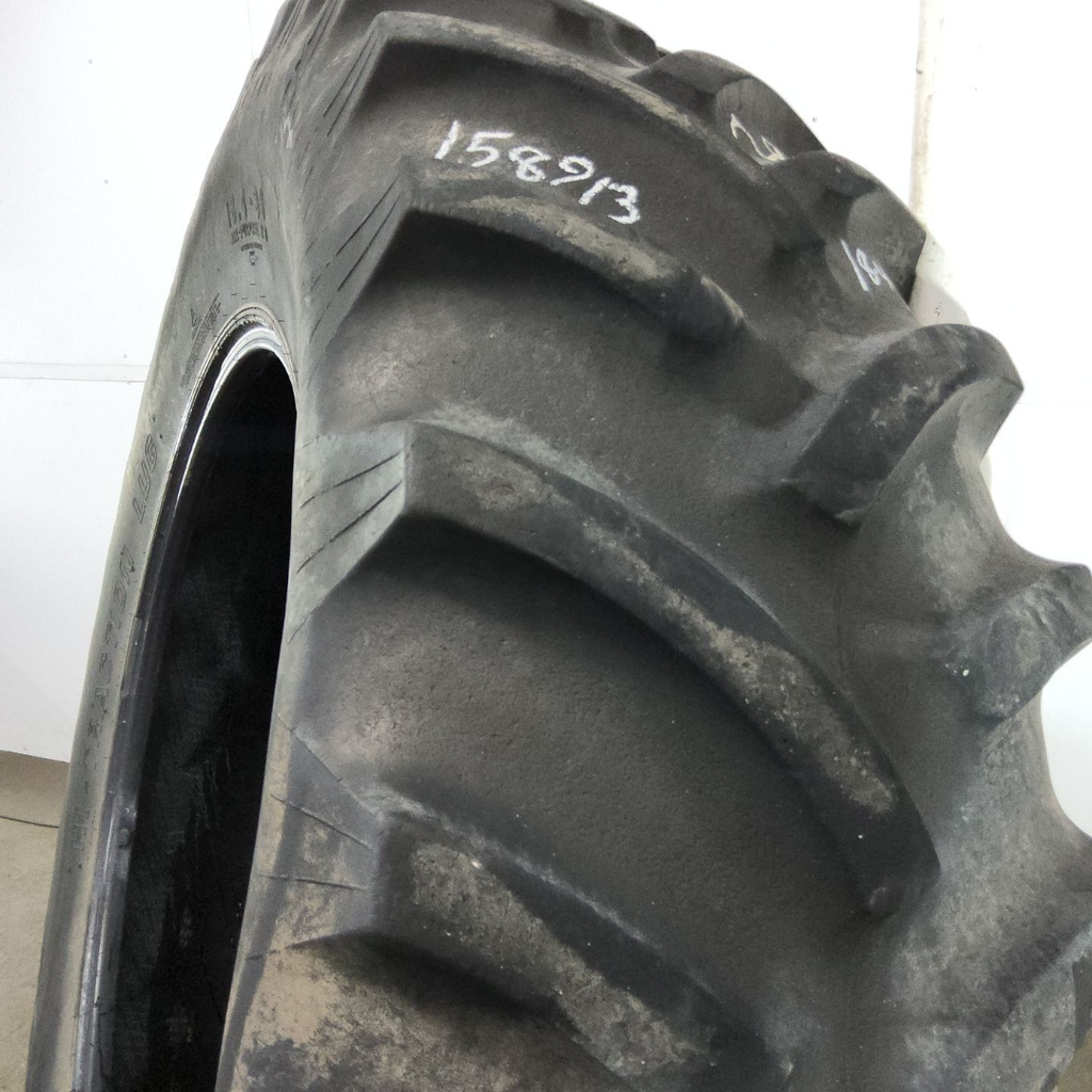 18.4-38 Titan Farm Hi Traction Lug R-1 D (8 Ply), 70%