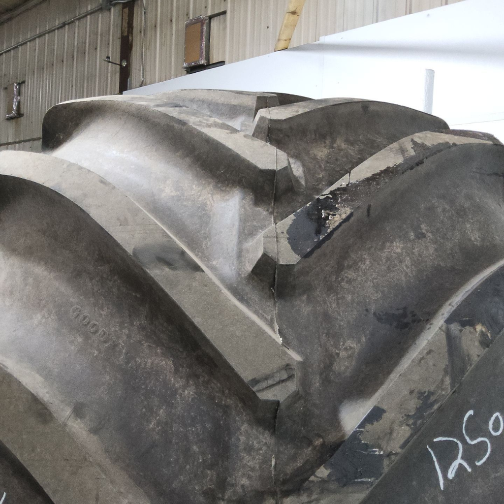 LSW1250/35R46 Goodyear Farm Custom Flo Grip R-2 202B 95%