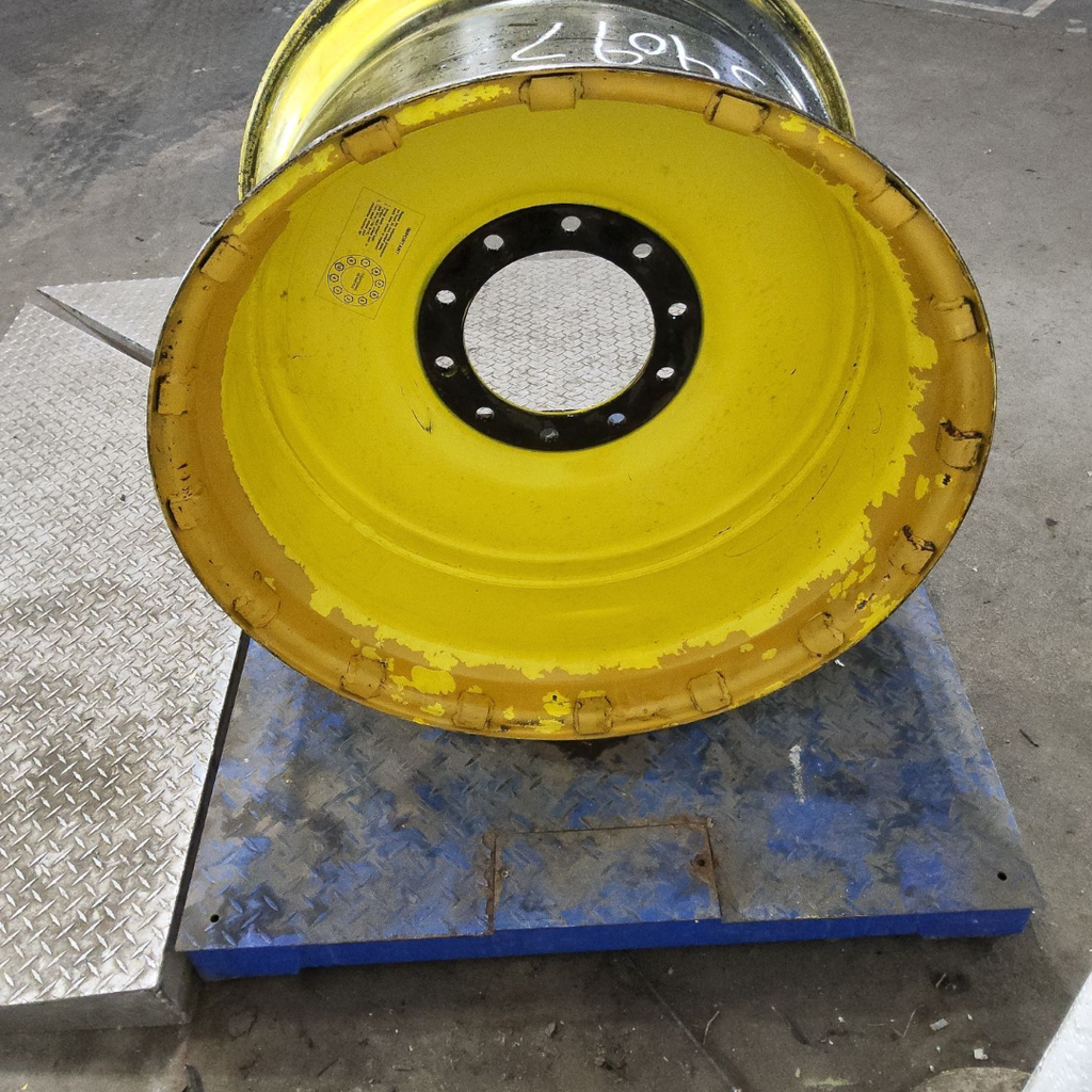21"W x 32"D, John Deere Yellow 10-Hole Formed Plate , 0.75" Offset