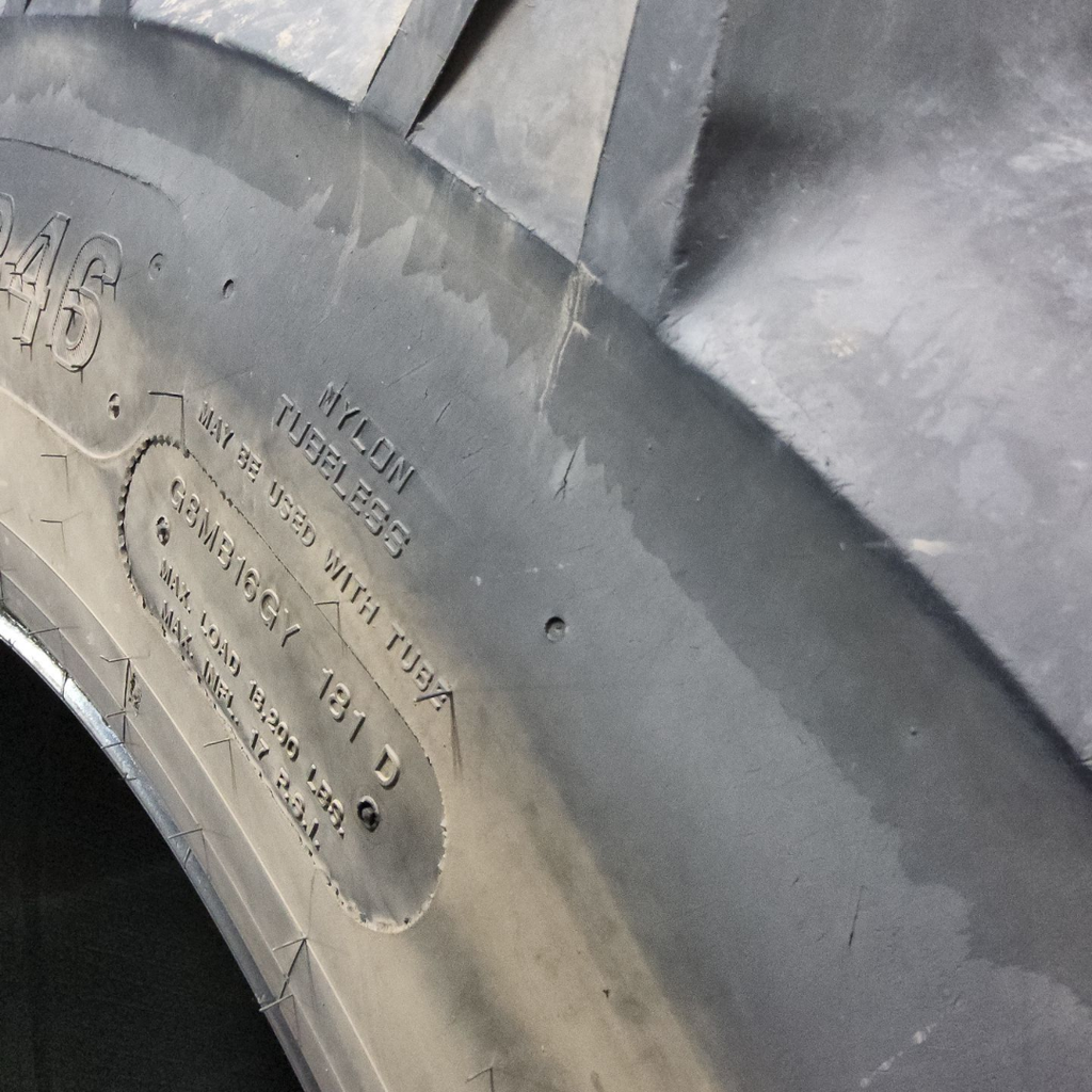 LSW1100/45R46 Goodyear Farm DT930 R-1W 181D 85%