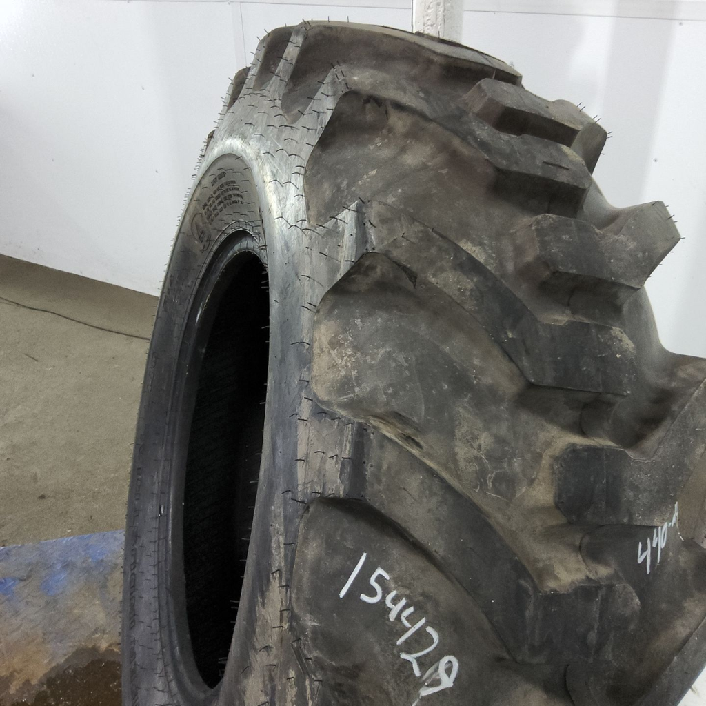 440/80-24 Galaxy Super Industrial Lug R-4 138A8 99%