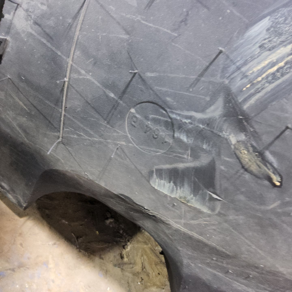 600/70R28 Firestone Radial All Traction DT R-1W 164B 75%