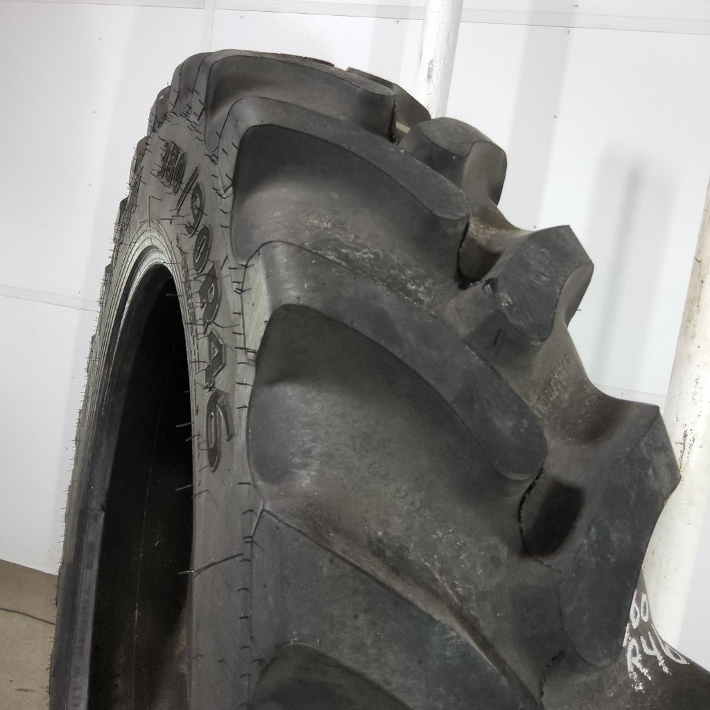 380/90R46 Goodyear Farm Ultra Sprayer R-1 168B 95%