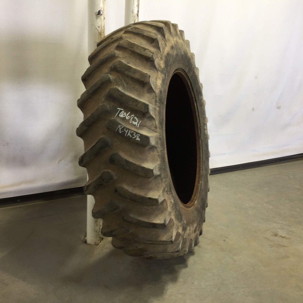 18.4/R38 Firestone Radial All Traction 23 R-1 146 A8 45%