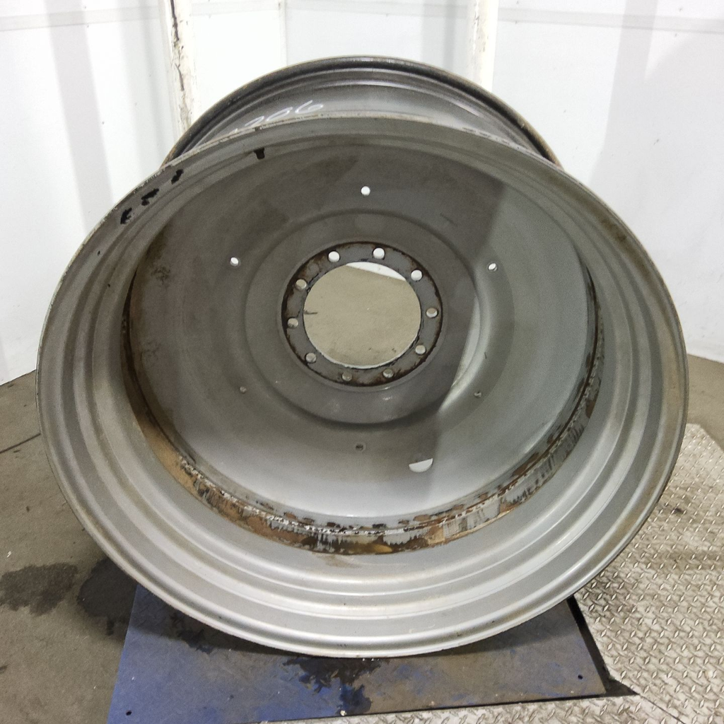 23"W x 42"D, Case IH Silver Mist 10-Hole Formed Plate , -8" Offset