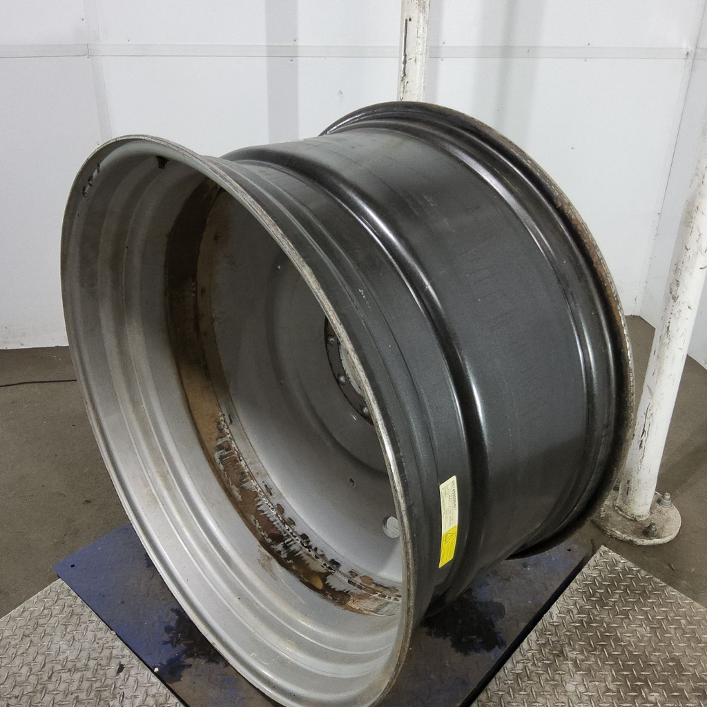 23"W x 42"D, Case IH Silver Mist 10-Hole Formed Plate , -8" Offset