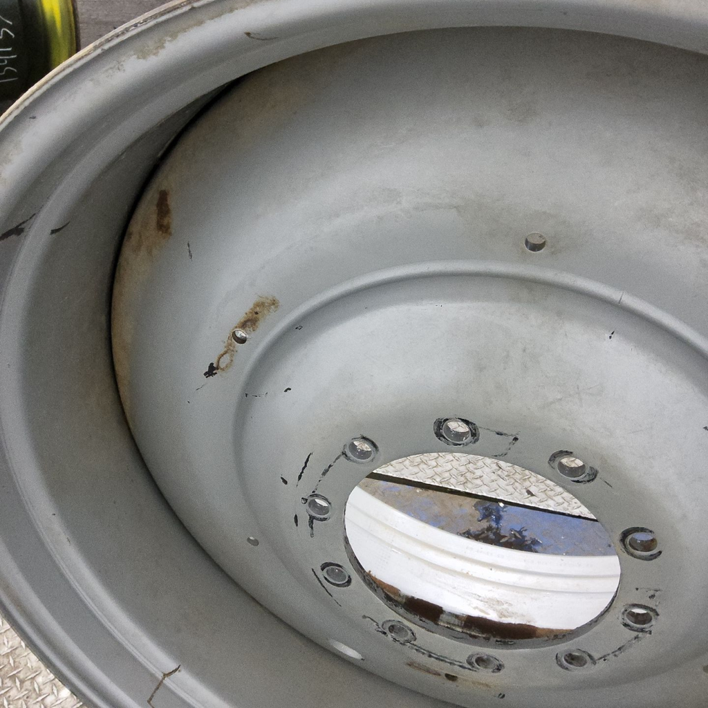 23"W x 42"D, Case IH Silver Mist 10-Hole Formed Plate , -8" Offset