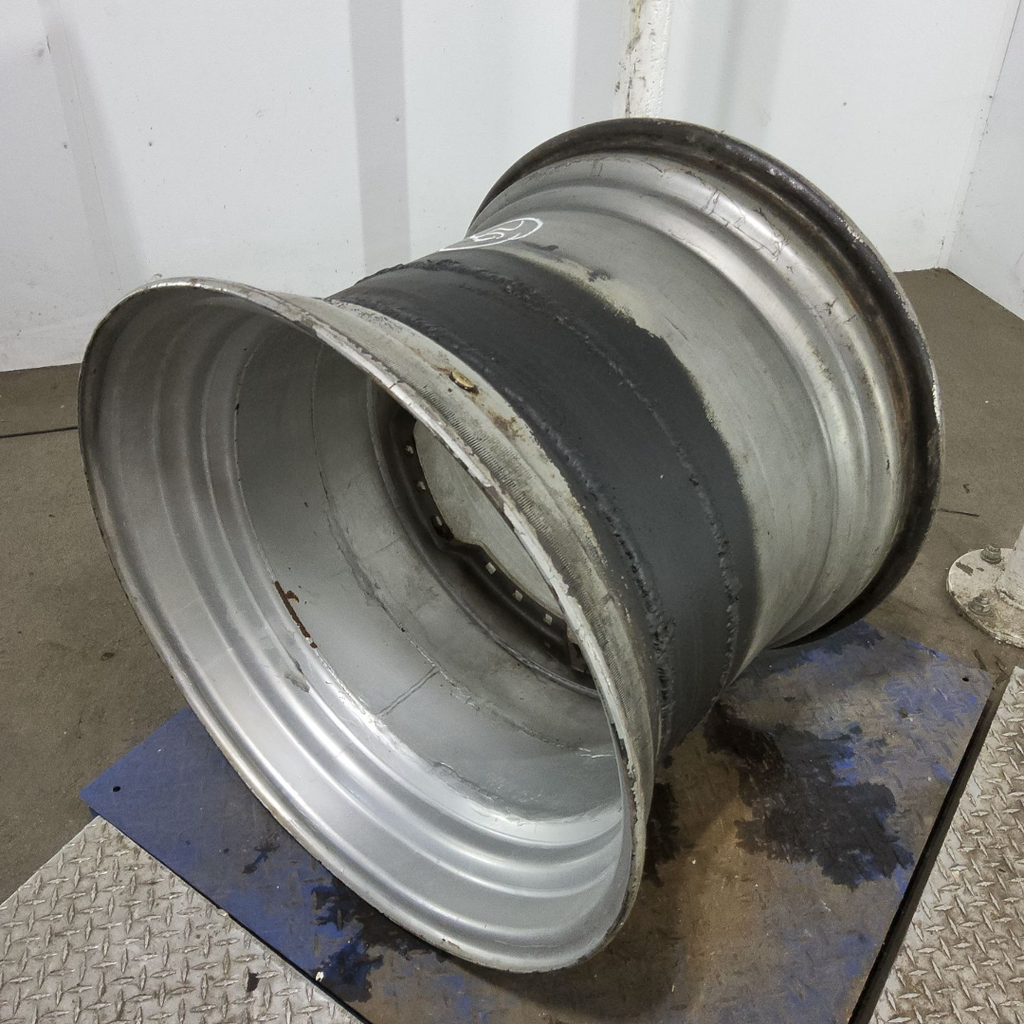 25"W x 30"D, Case IH Silver Mist 12-Hole Waffle Wheel (Groups of 3 bolts)