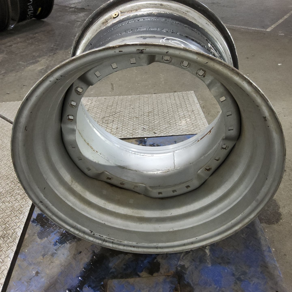 25"W x 30"D, Case IH Silver Mist 12-Hole Waffle Wheel (Groups of 3 bolts)