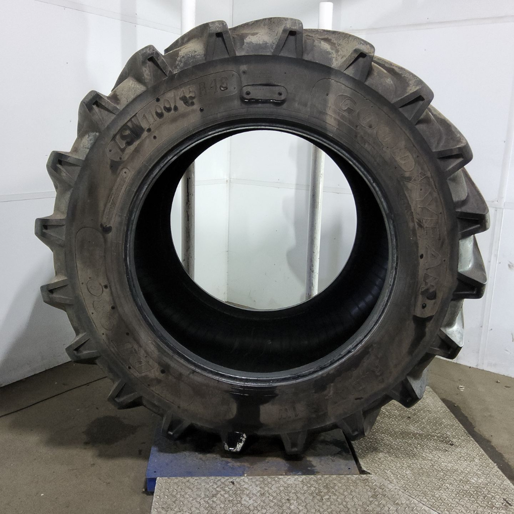 LSW1100/45R46 Goodyear Farm DT930 R-1W 195D 85%
