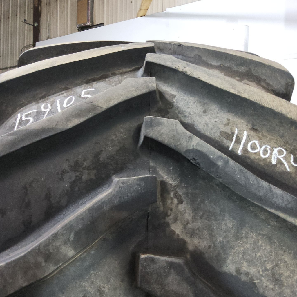 LSW1100/45R46 Goodyear Farm DT930 R-1W 195D 85%