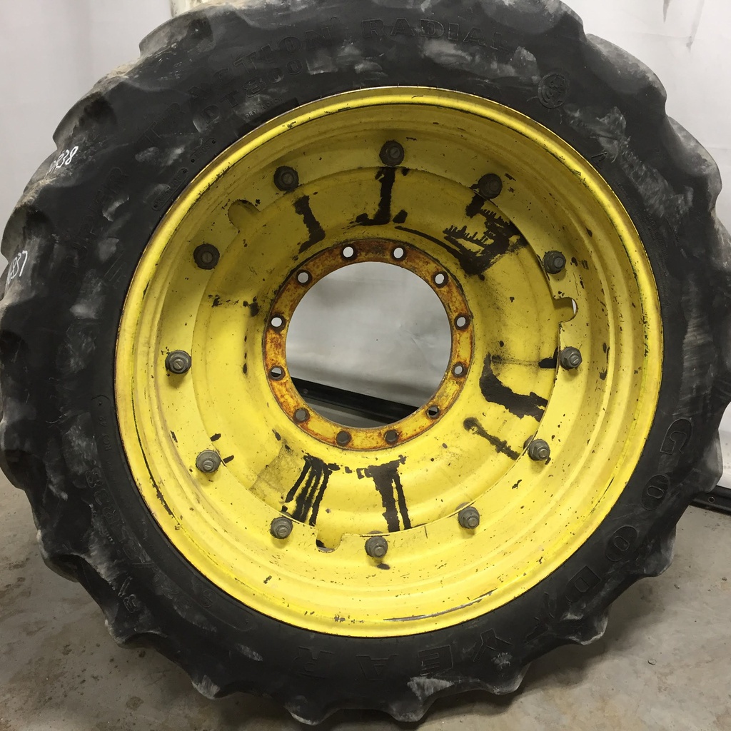 320/85R38 Goodyear Farm DT800 Super Traction R-1W on John Deere Yellow 12-Hole Stub Disc 40%