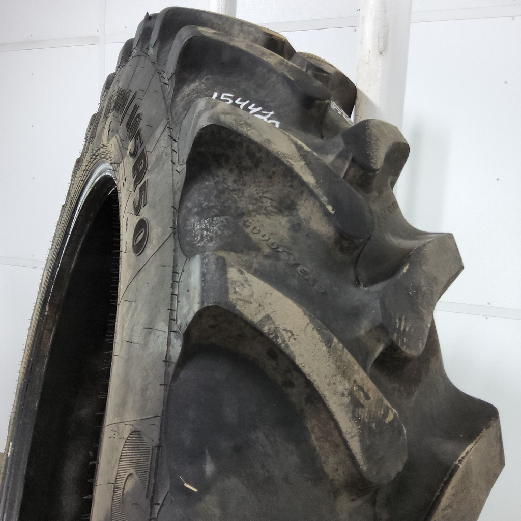 IF380/105R50 Goodyear Farm Ultra Sprayer R-1 177D 95%