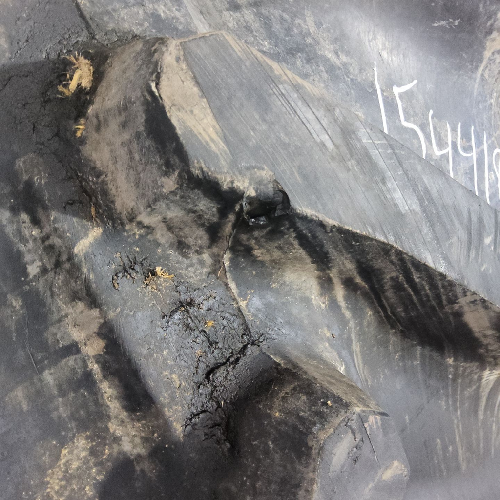 LSW1250/35R46 Goodyear Farm Custom Flo Grip R-2 195B 85%