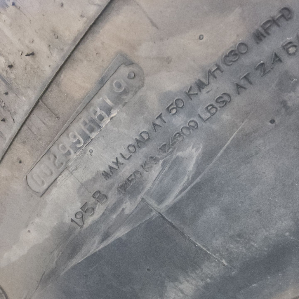 LSW1250/35R46 Goodyear Farm Custom Flo Grip R-2 195B 85%