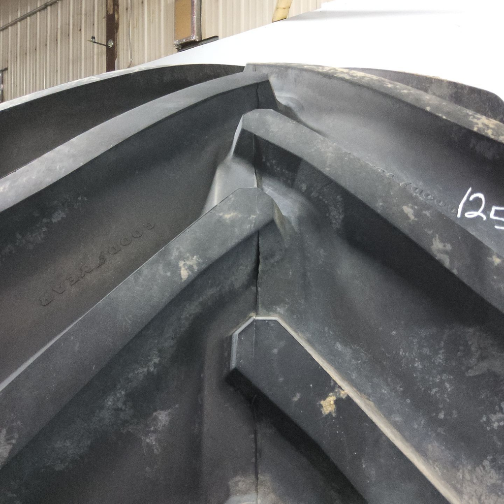 LSW1250/35R46 Goodyear Farm Custom Flo Grip R-2 202B 95%