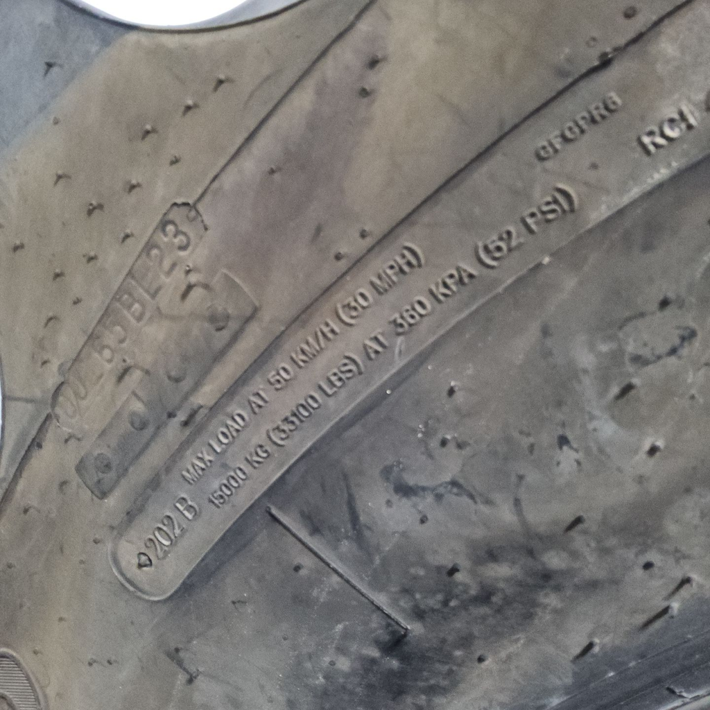 LSW1250/35R46 Goodyear Farm Custom Flo Grip R-2 202B 95%