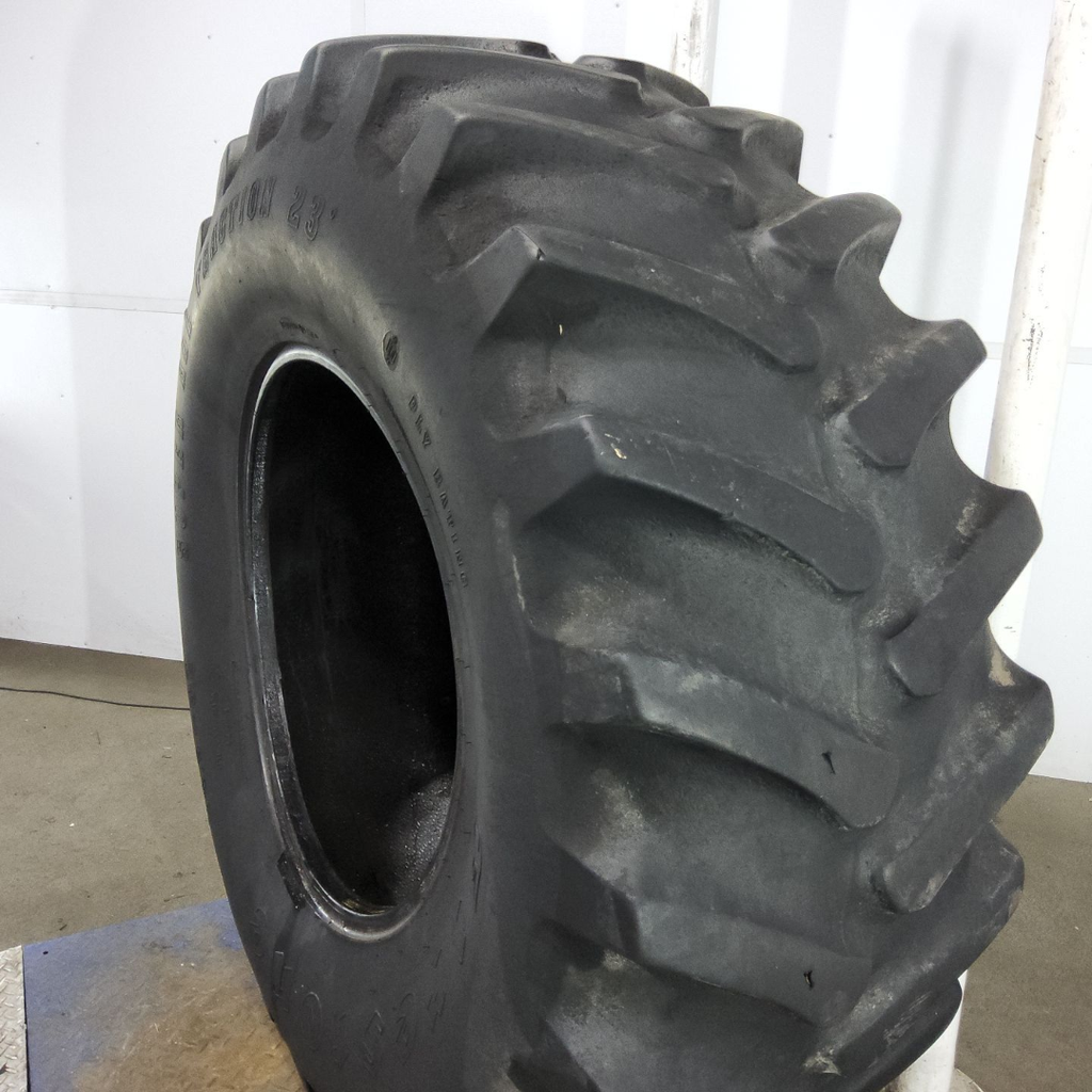 24.5-32 Firestone Super All Traction 23 R-1 E (10 Ply), 50%