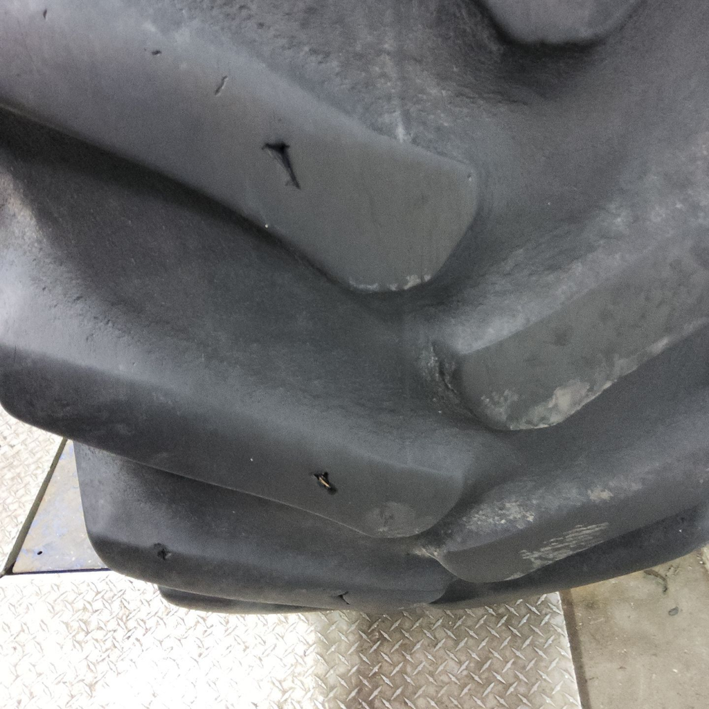 24.5-32 Firestone Super All Traction 23 R-1 E (10 Ply), 50%