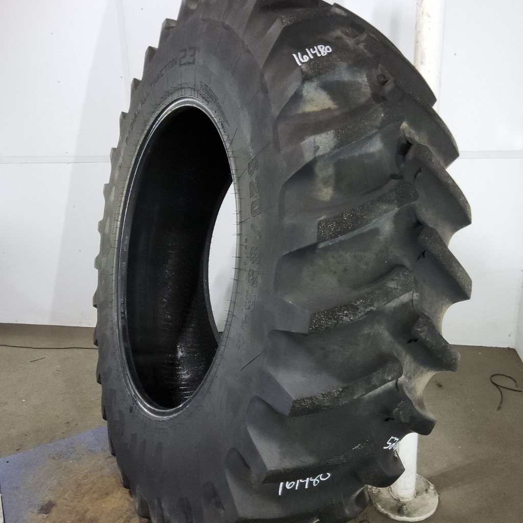 520/85R42 Firestone Radial All Traction 23 R-1 157A8/157B 90%