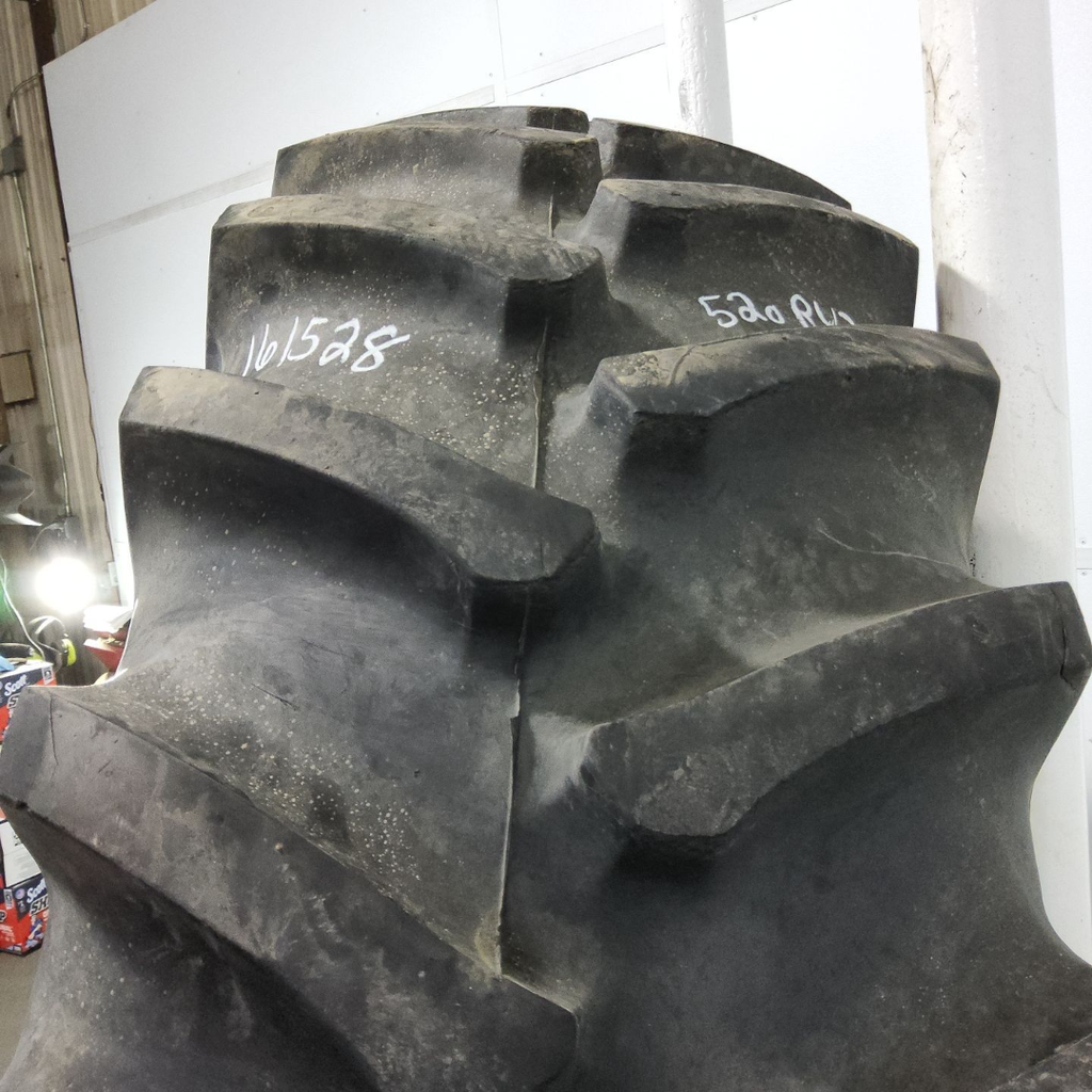 520/85R42 Firestone Radial All Traction 23 R-1 157A8/157B 85%