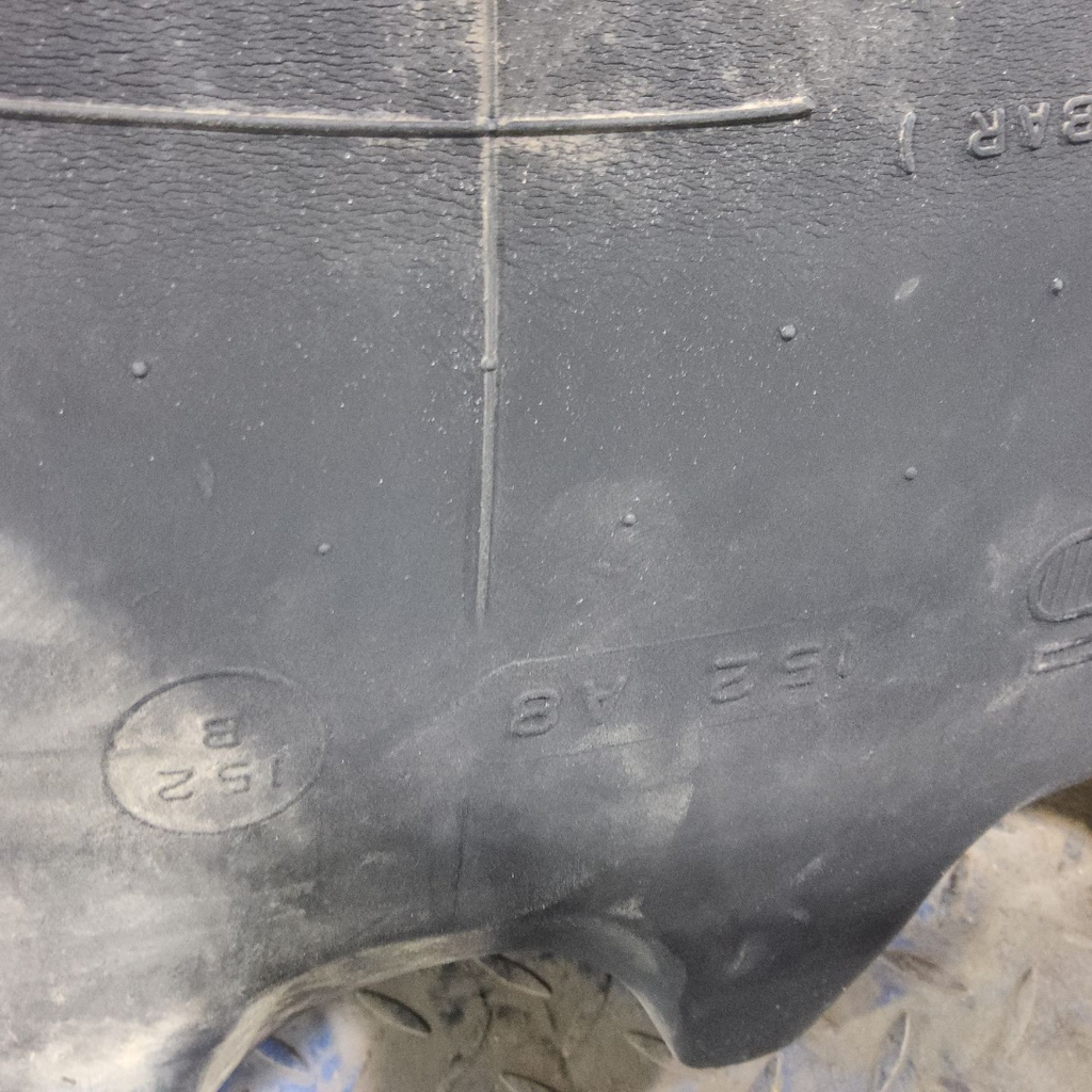 380/90R46 Firestone Radial 9000 R-1W 152B 65%