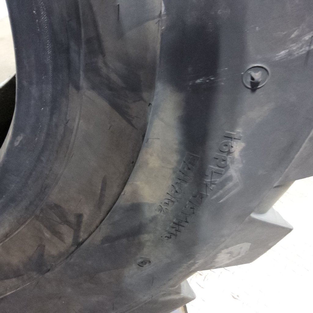 20.5-25 Hercules Loadmaster L-2 H (16 Ply), 90%