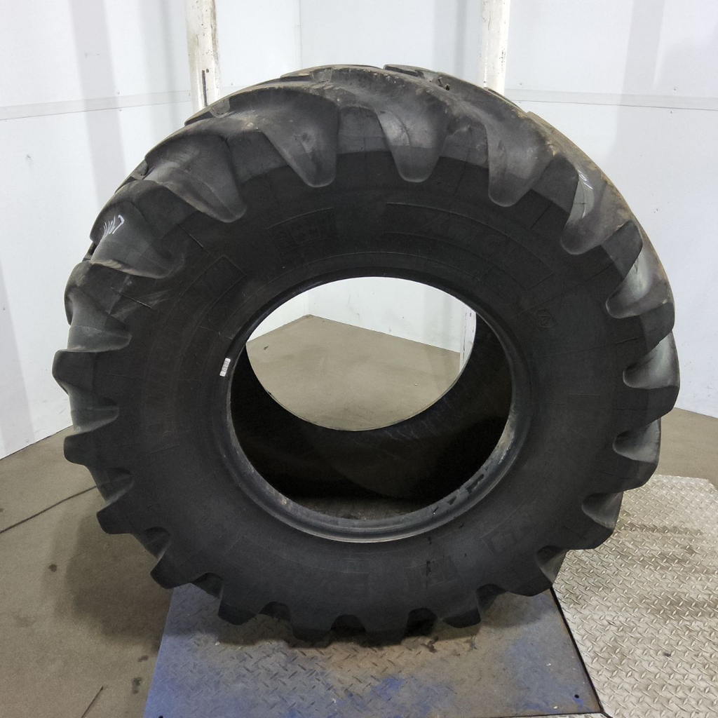 540/70R24 Michelin XMCL R-4 168B 60%