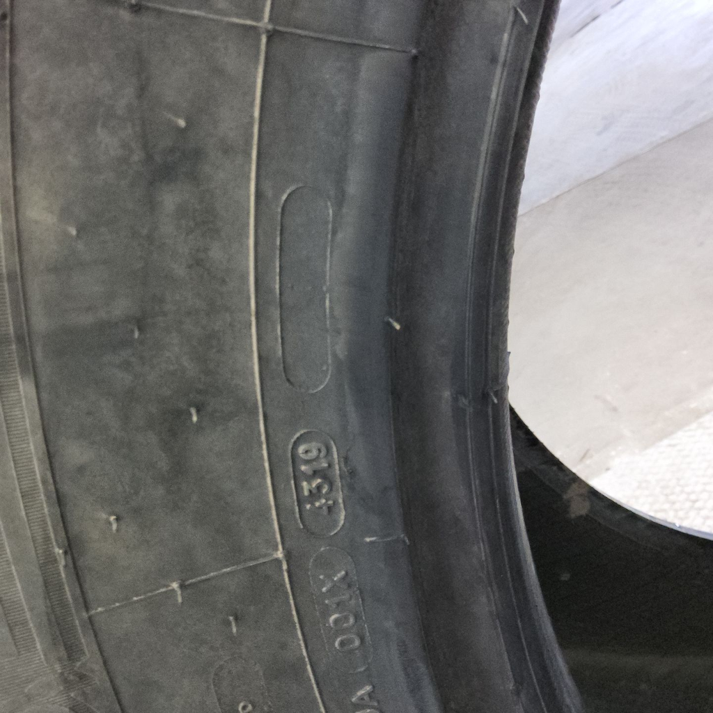540/70R24 Michelin XMCL R-4 168B 60%