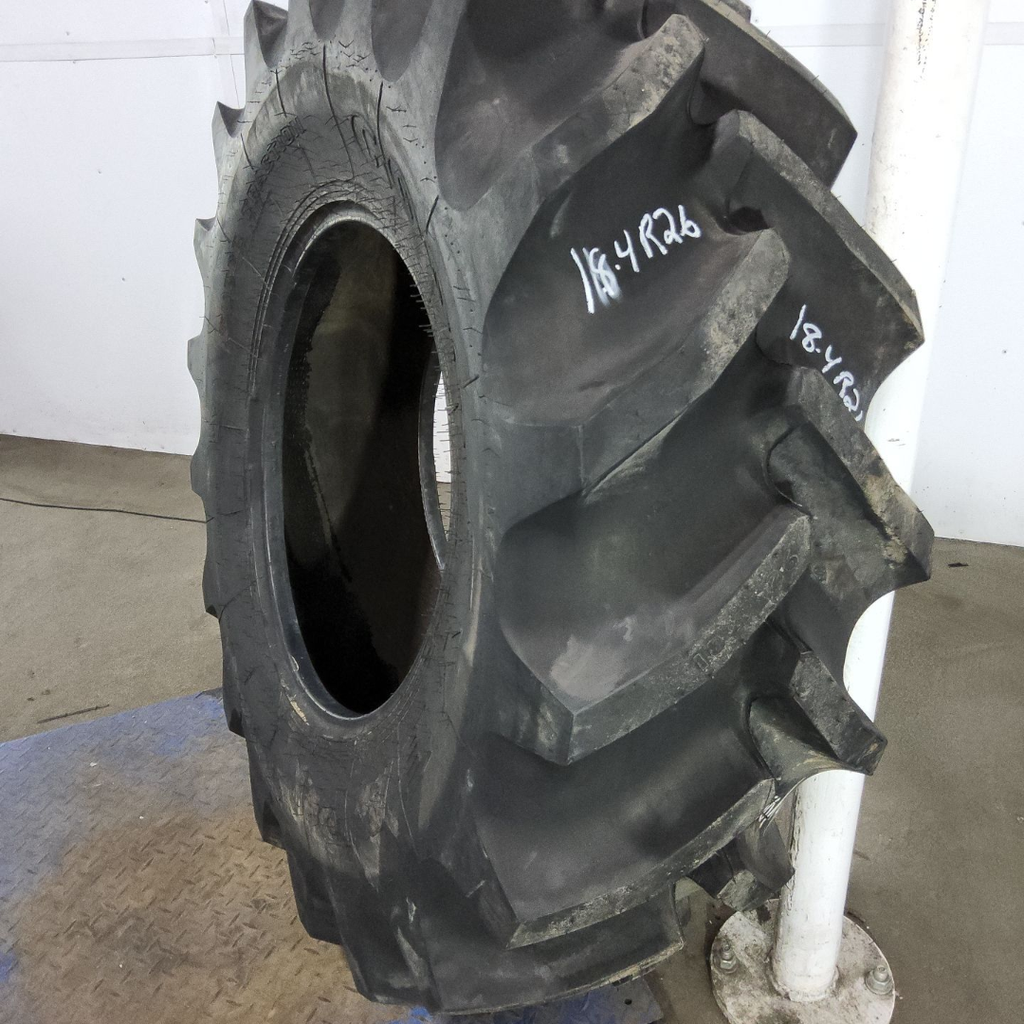 18.4R26 Goodyear Farm Super Traction Radial R-1W 140A8 99%