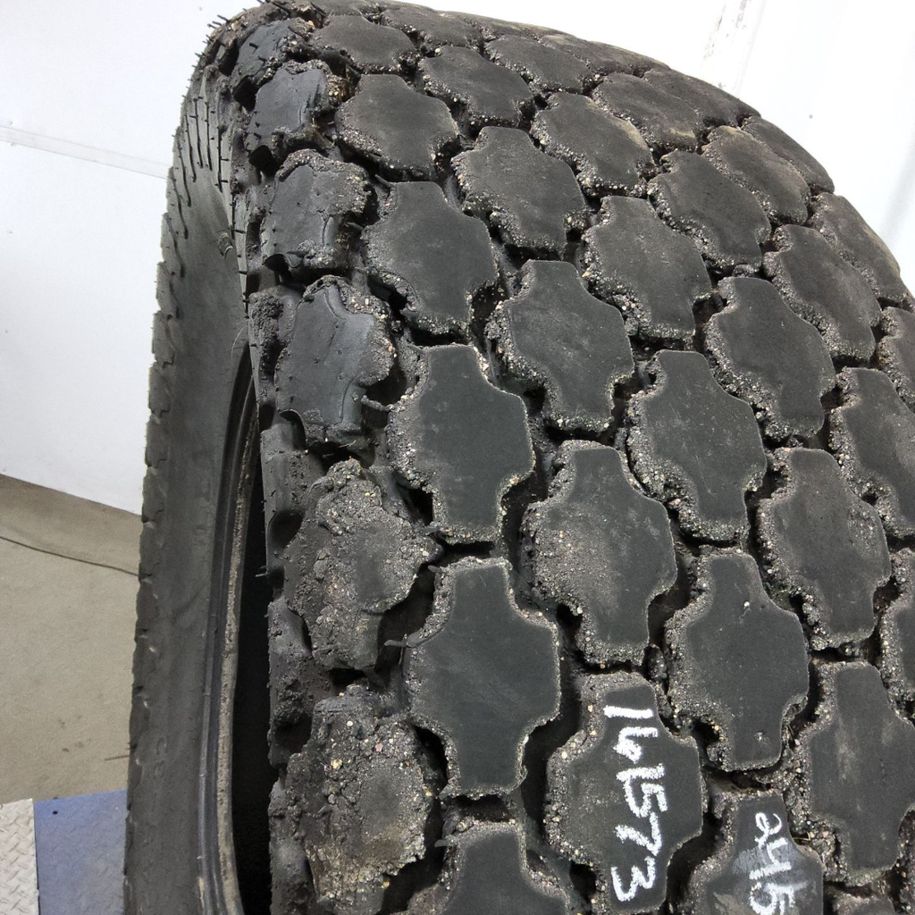 24.5-32 Firestone All Non-Skid Tractor R-3 F (12 Ply), 85%
