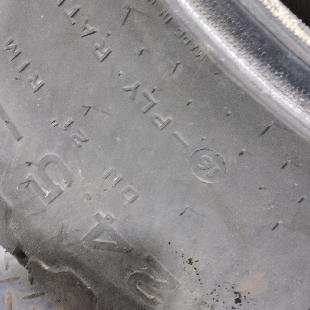 24.5-32 Firestone All Non-Skid Tractor R-3 F (12 Ply), 85%